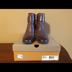 LADIES DECOLA BY KORK EASE